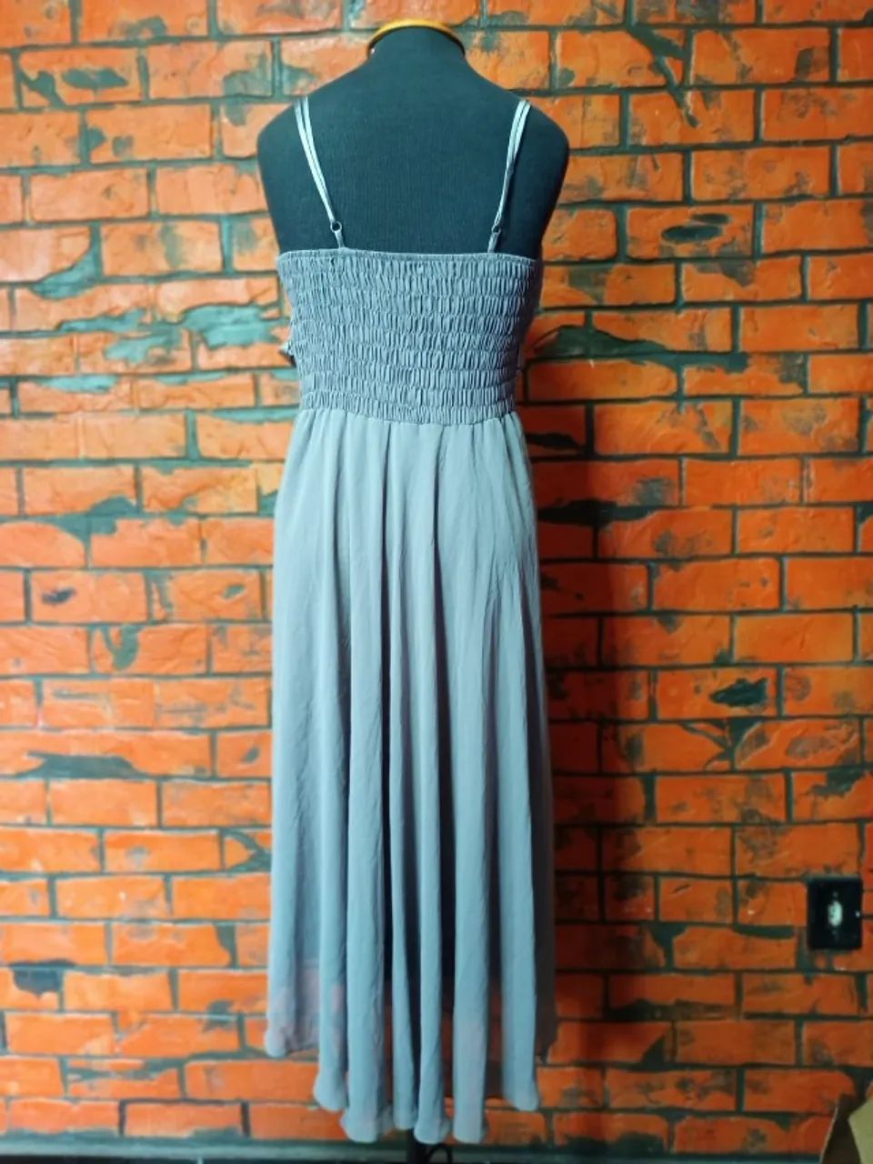 Vestidos, saias e blusinhas no precinho. - Foto 2