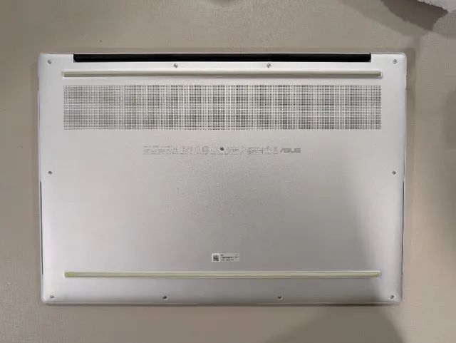 ASUS Zenbook S16 - Foto 4