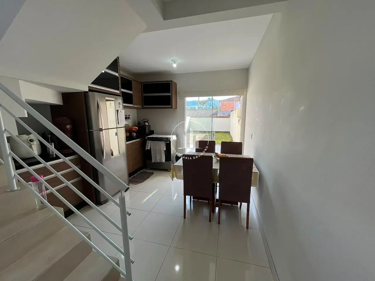 Sobrado Geminado 2 Quartos 74m² - Forquilhas Leste - EST - Foto 4