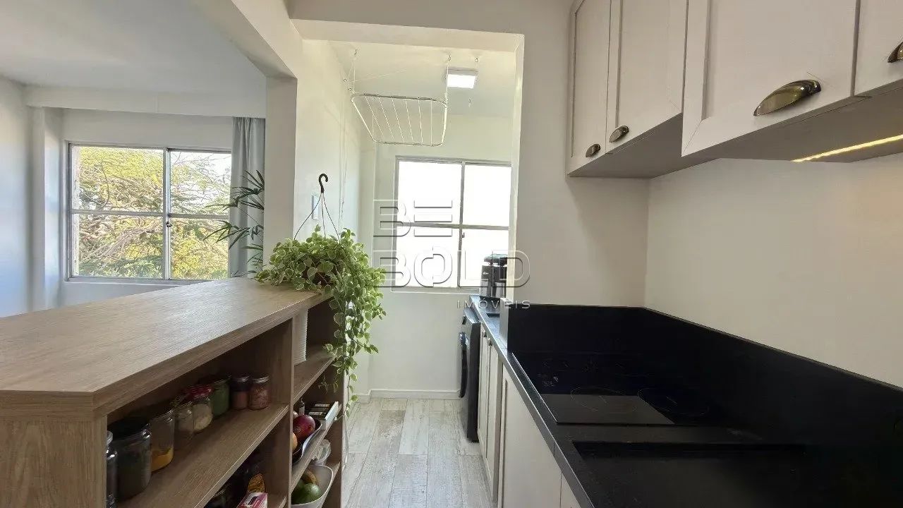 Apartamento mobiliado com 2 dormitórios em Coqueiros - Foto 5
