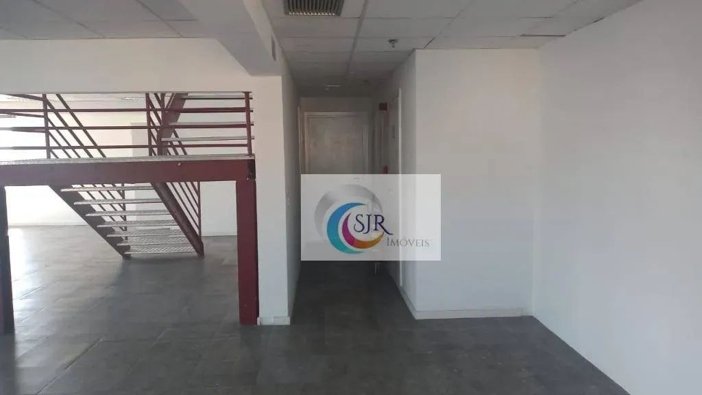 Conjunto para alugar, 239 m² com 6 vagas de garagem. - Foto 7
