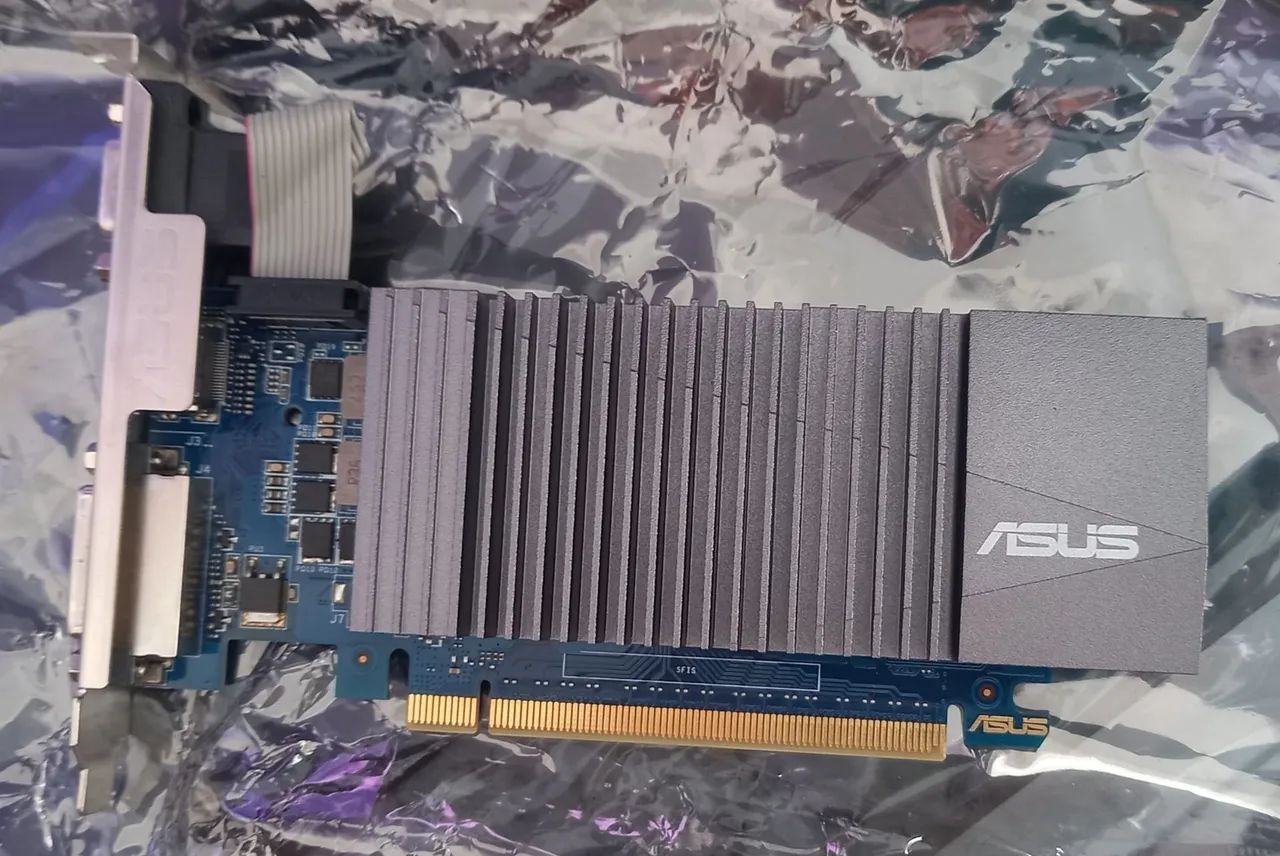 Placa de Vídeo GT 710 - Foto 2