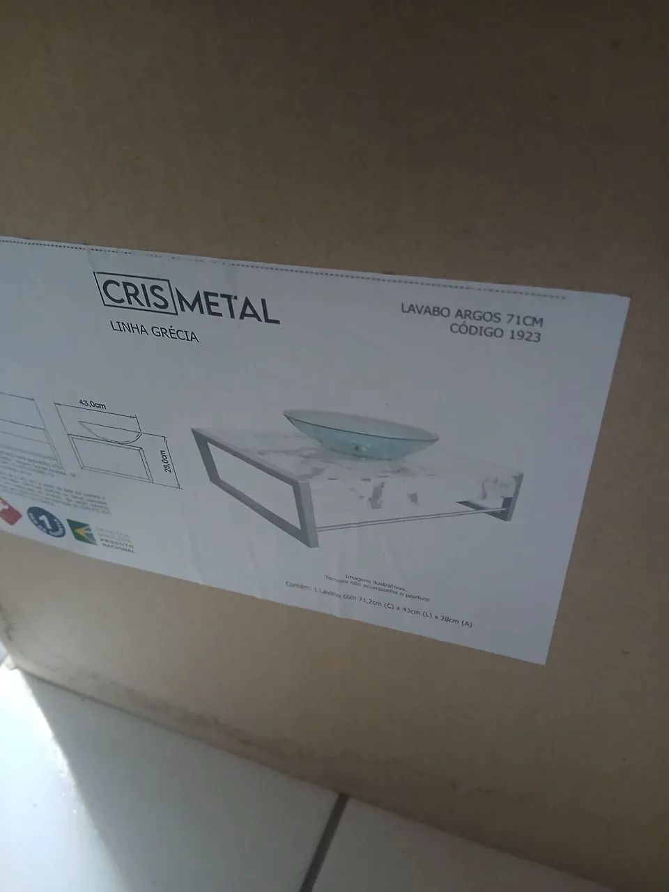 Pia de banheiro nunca usada na caixa