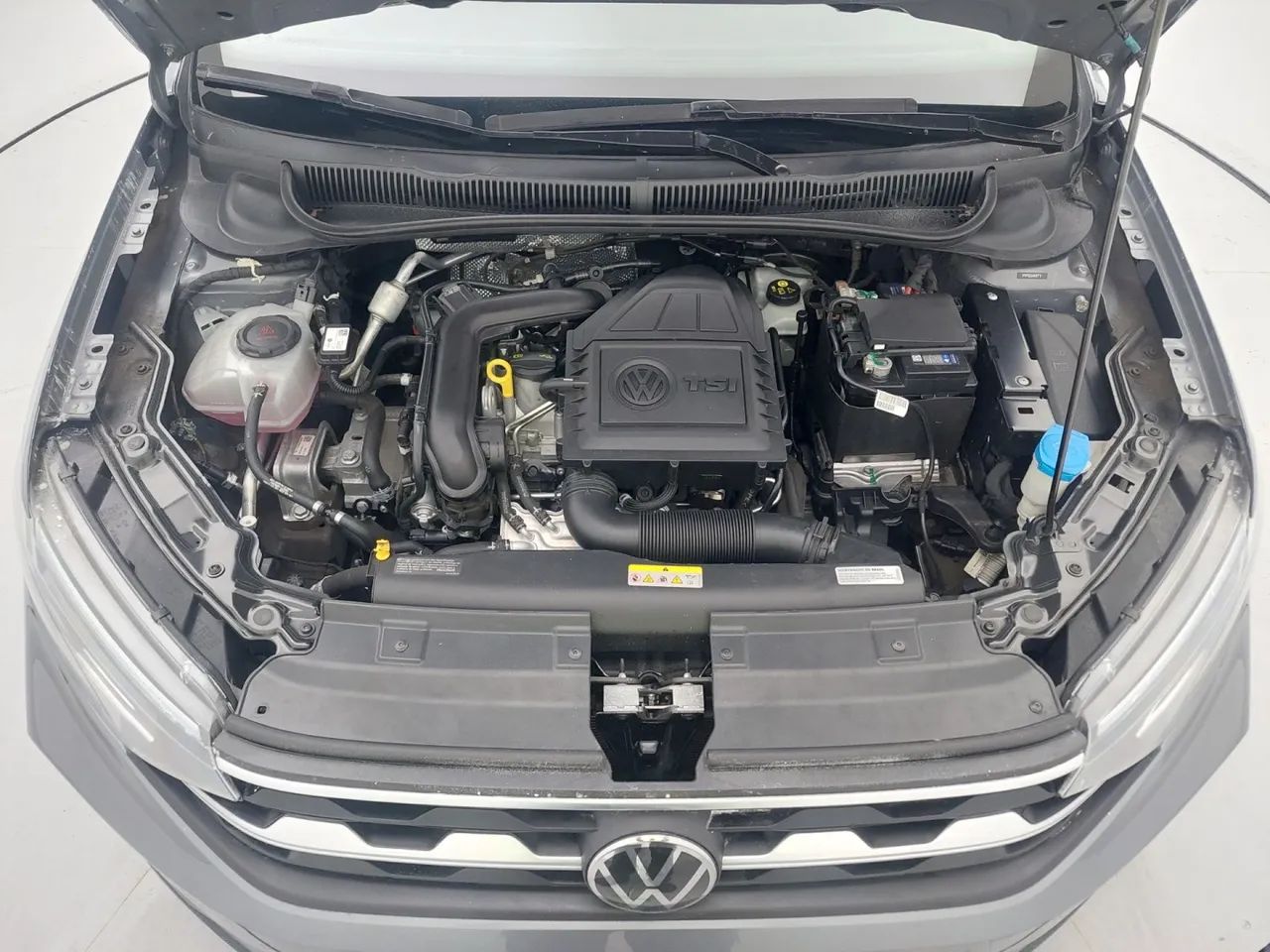 Volkswagen Nivus Highline 1.0 200 TSI Flex Aut., foto 10 de 18