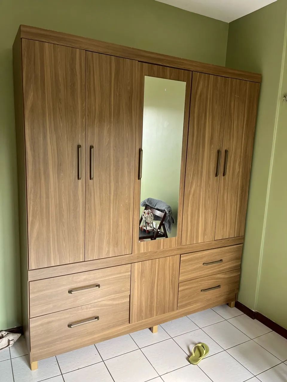 GUARDA ROUPA 