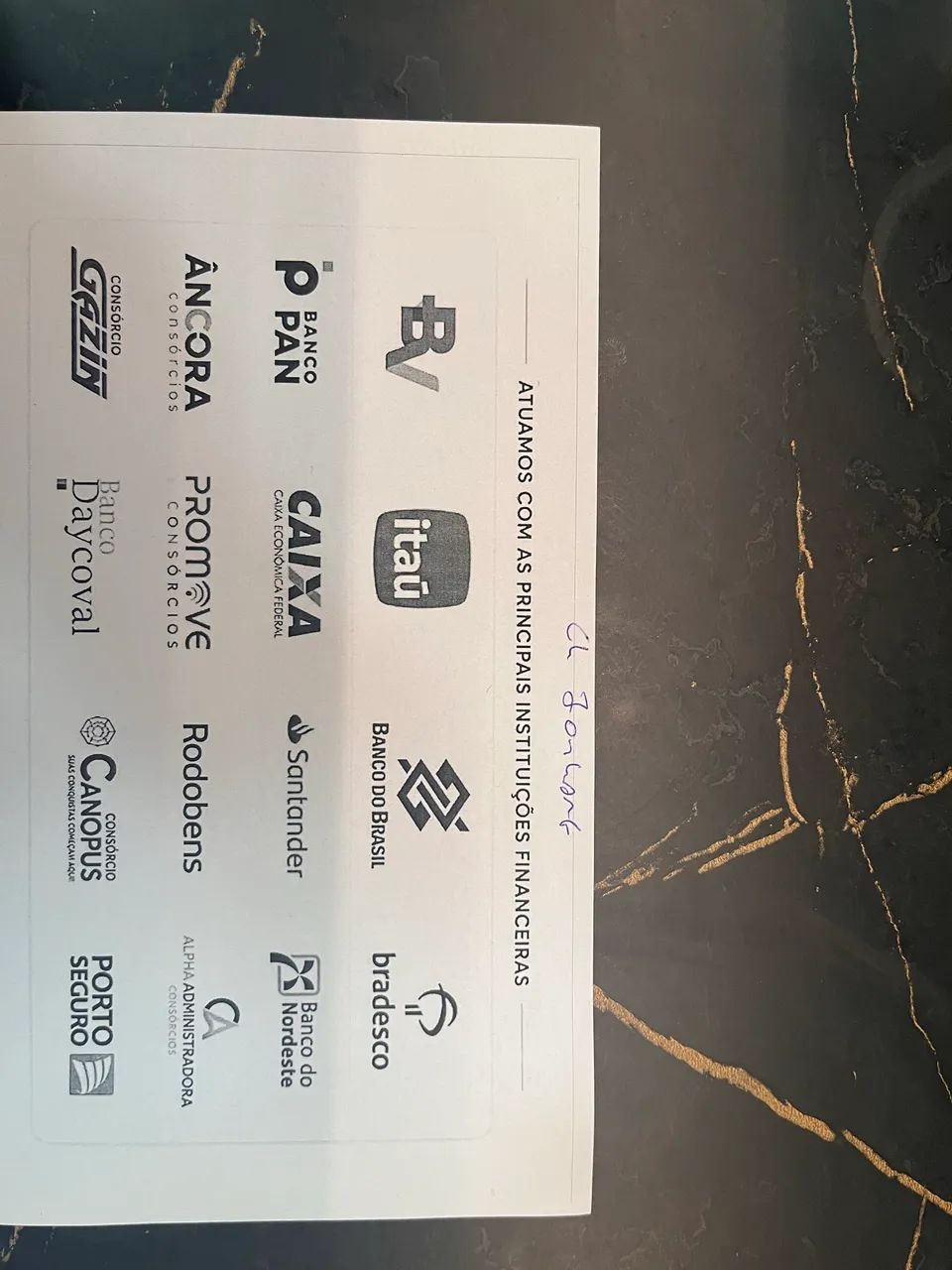 Serviços financeiros e serviços de investimento - Foto 2