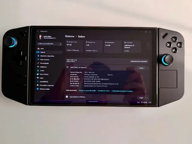 Lenovo Legion Go / Ryzen Z1 Extreme / 16GB / 512GB SSD - Consoles