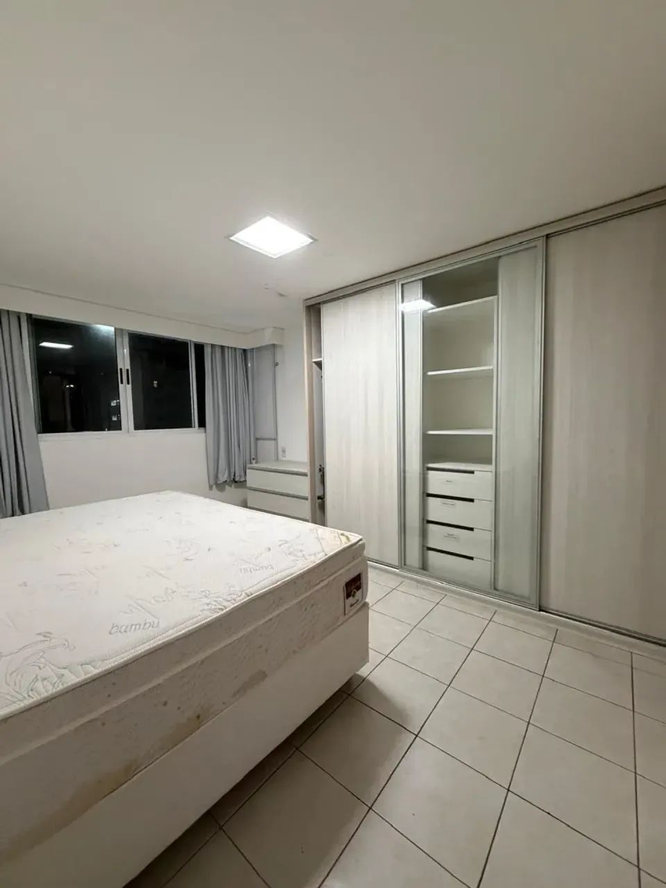 Tambaú. 3 quartos (sendo 1 suite) pertinho da praia