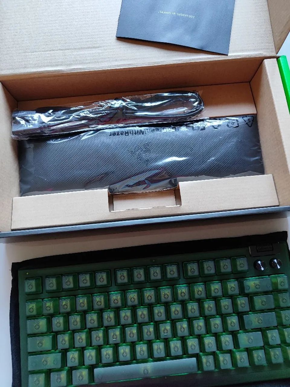 Razer Blackwidow v4 Phantom Green - Foto 3