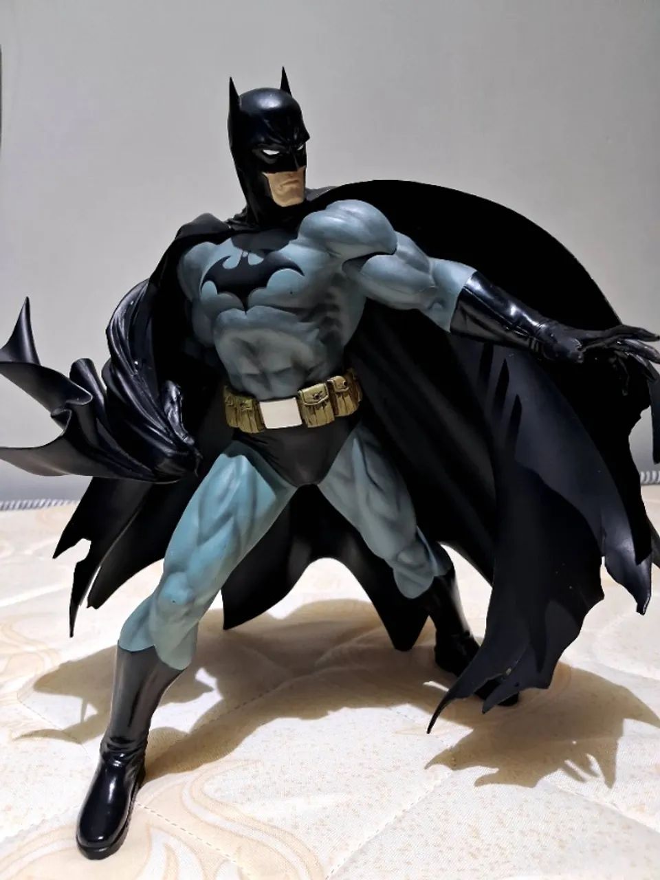 BATMAN 1/6 KOTOBUKIYA  - Foto 2