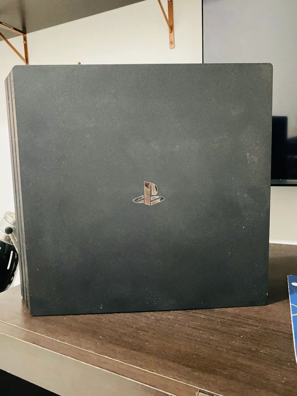 PS4 PRO 1 TB - Foto 4