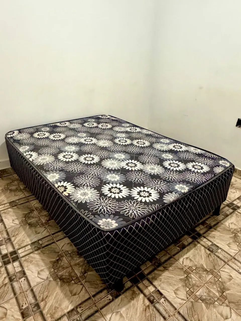 Cama Box de Casal com preço de desapego  - Foto 3