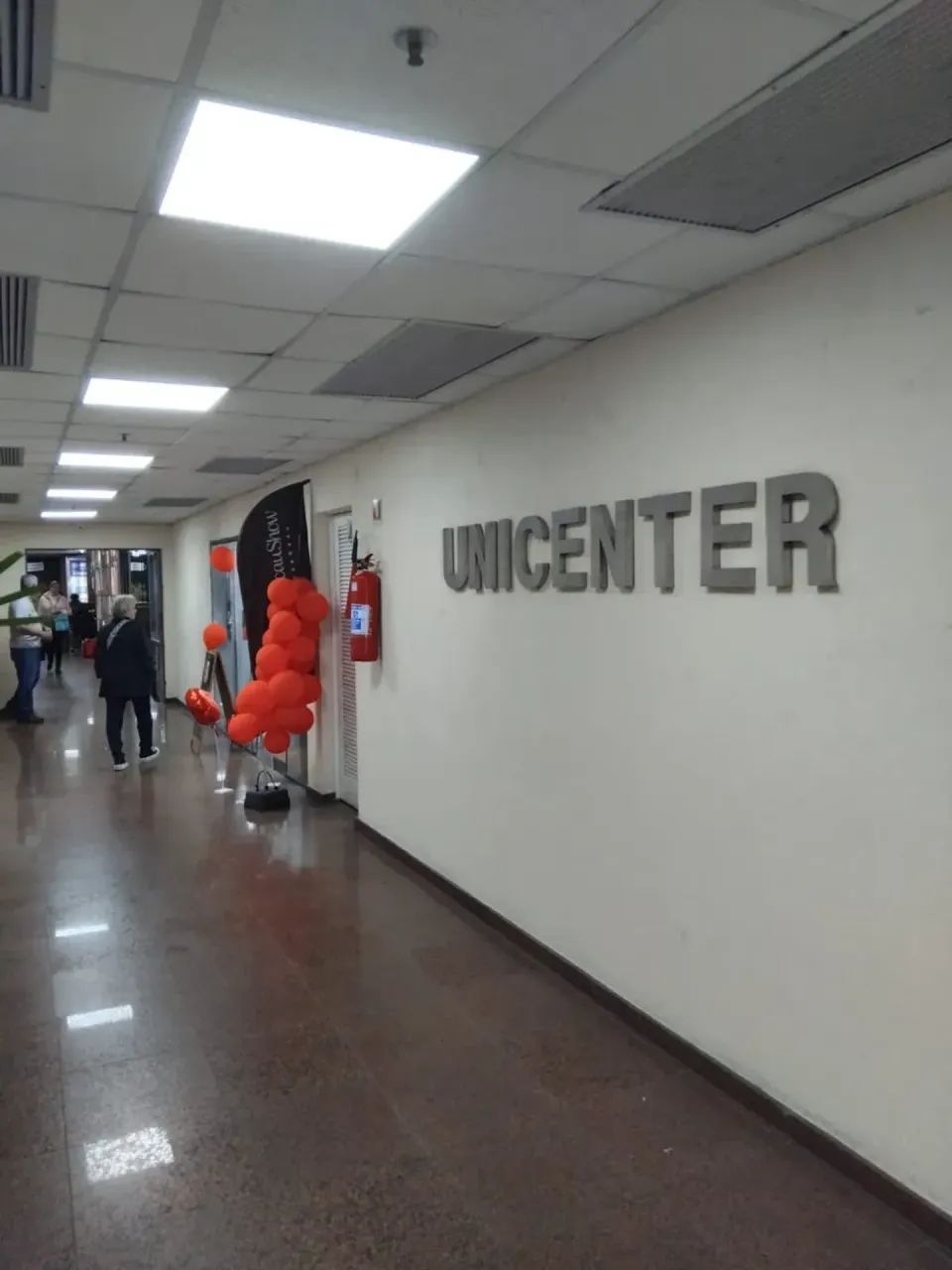 Excelente sala comercial andar alto na Freguesia (Jacarepaguá) - Rio de Janeiro - RJ - Foto 4