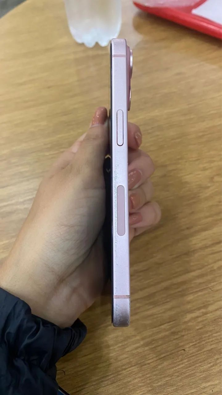 Iphone 15 128gb bateria 89% - Foto 4