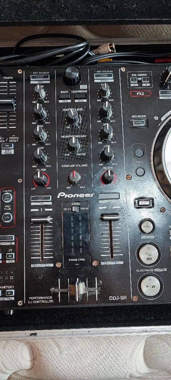 Controladora Pioneer DDJ-SR  + Hard Case - Foto 3