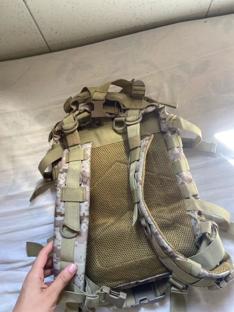 Mochila Assault Invictus - Bege Camuflada - Foto 2