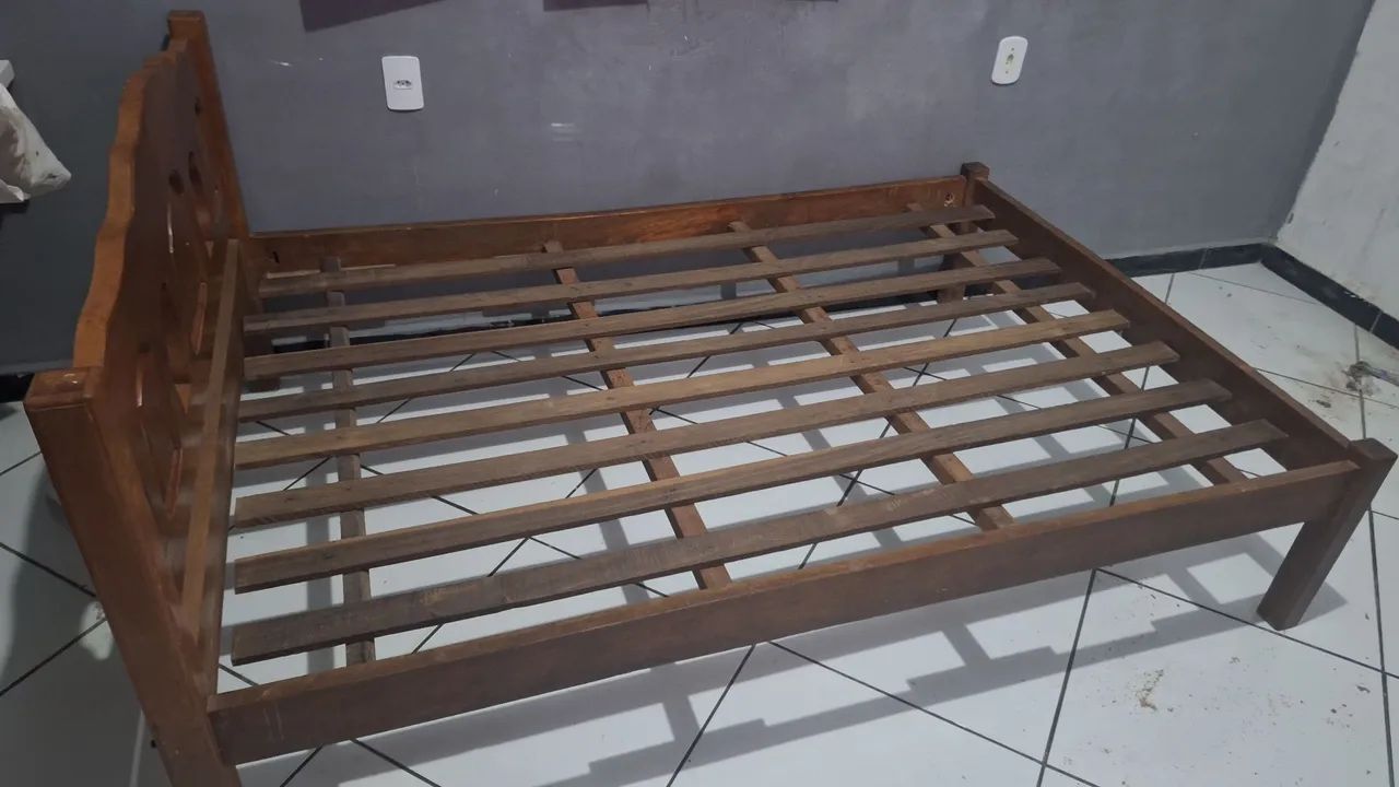 Cama de casal ( madeira ) - Foto 3
