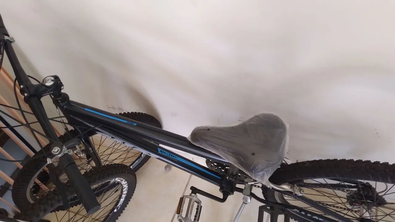 Vendo duas bicicletas por 1699.00.zero. aluminio. - Foto 5