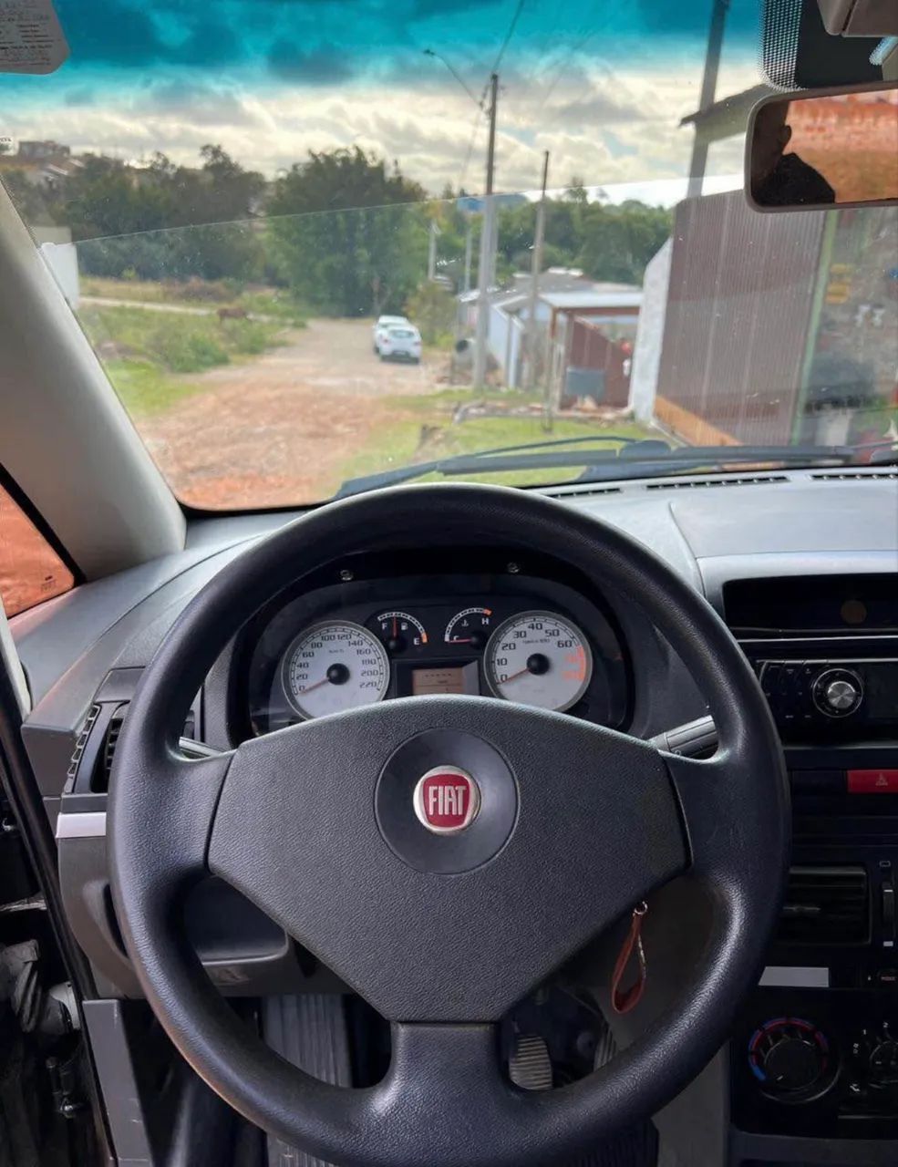 Fiat Idea ELX 1.8 MPI Flex 8V 5P 2010 - Foto 4