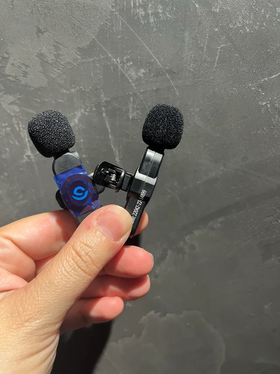 Microfone de Lapela Sem Fio Onistek  - Foto 2