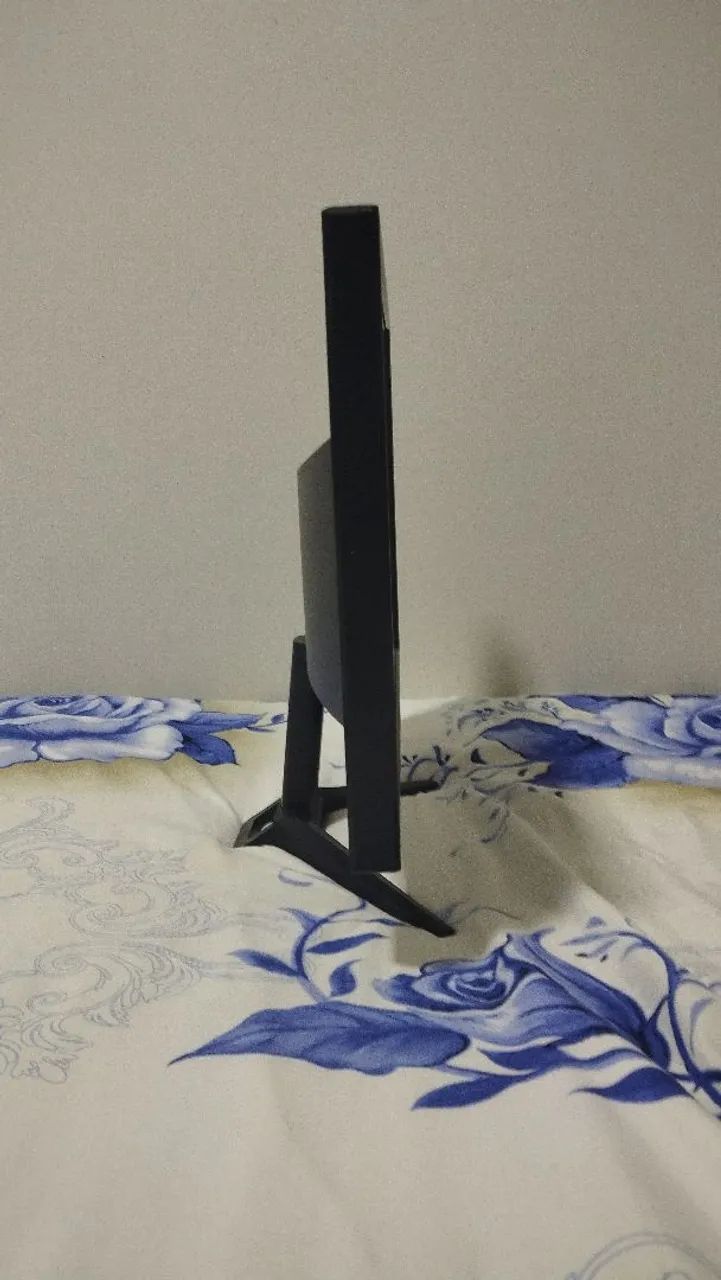 Monitor VX Pro 19" Full HD + Cabo de Energia - Ótimo Estado - Foto 2
