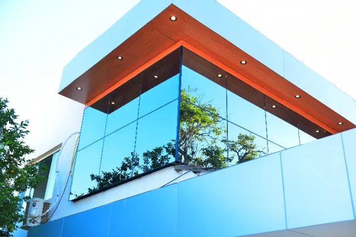 IMOVEL COMERCIAL - 6 SALAS
