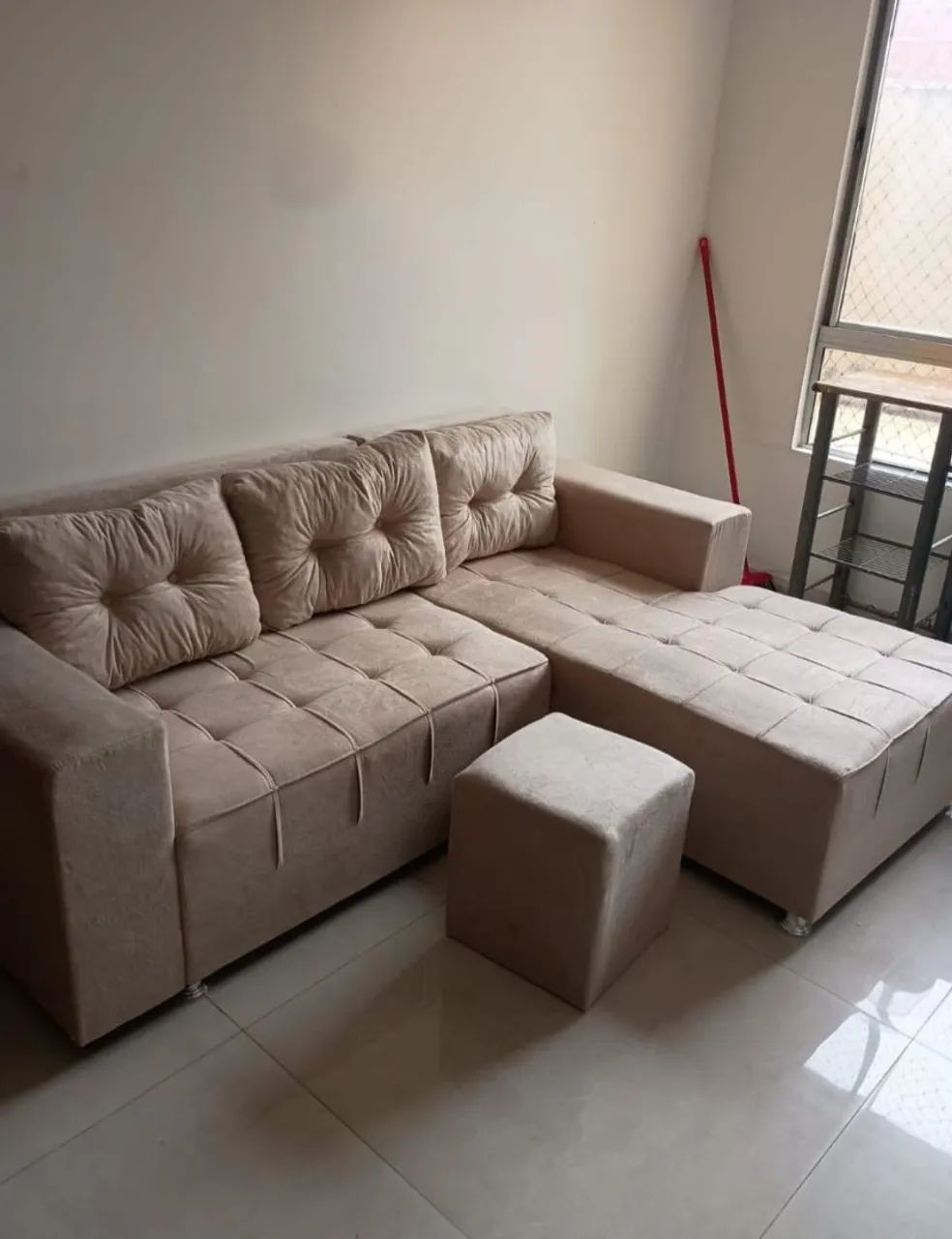 Sofá na Promoção com Puff - Foto 5