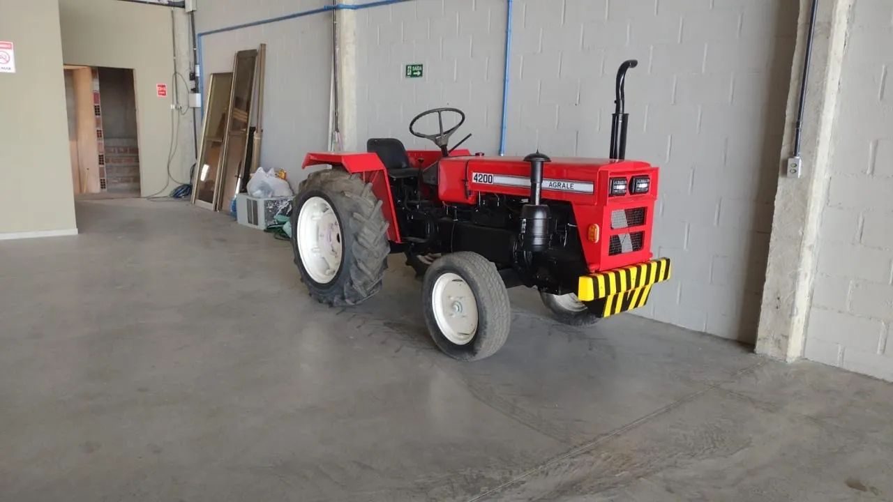 Trator Agrale reformado