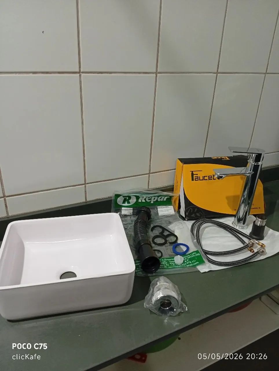 Kit torneira quente e fria cuba com válvula e sifão tudo novo