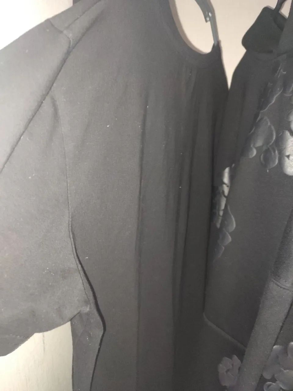Camisa Burberry preta básica  - Foto 2