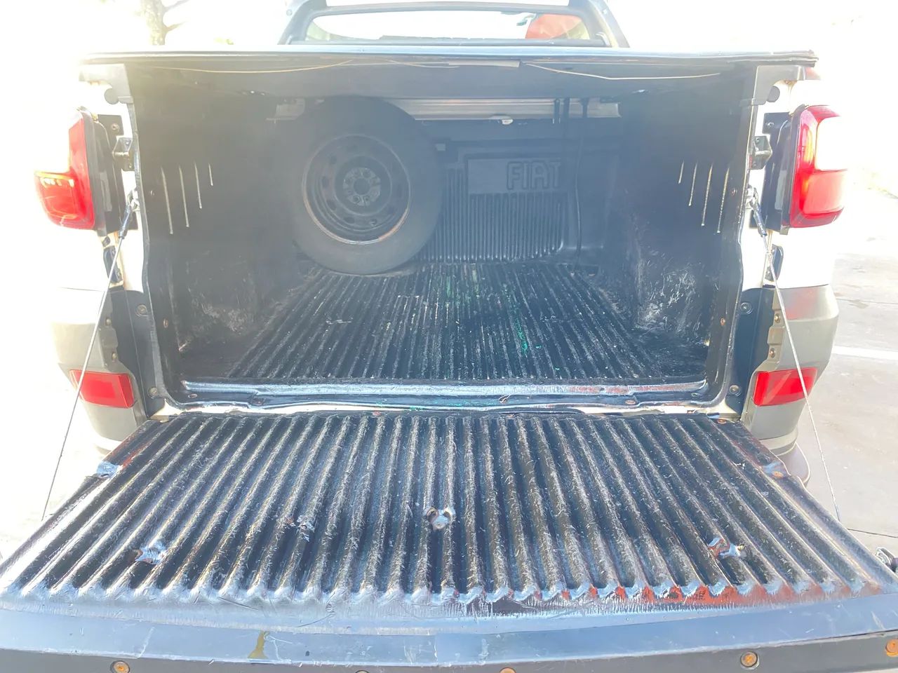 Fiat Strada Working 1.4 MPI Fire Flex 8V CE 2014 - Foto 4