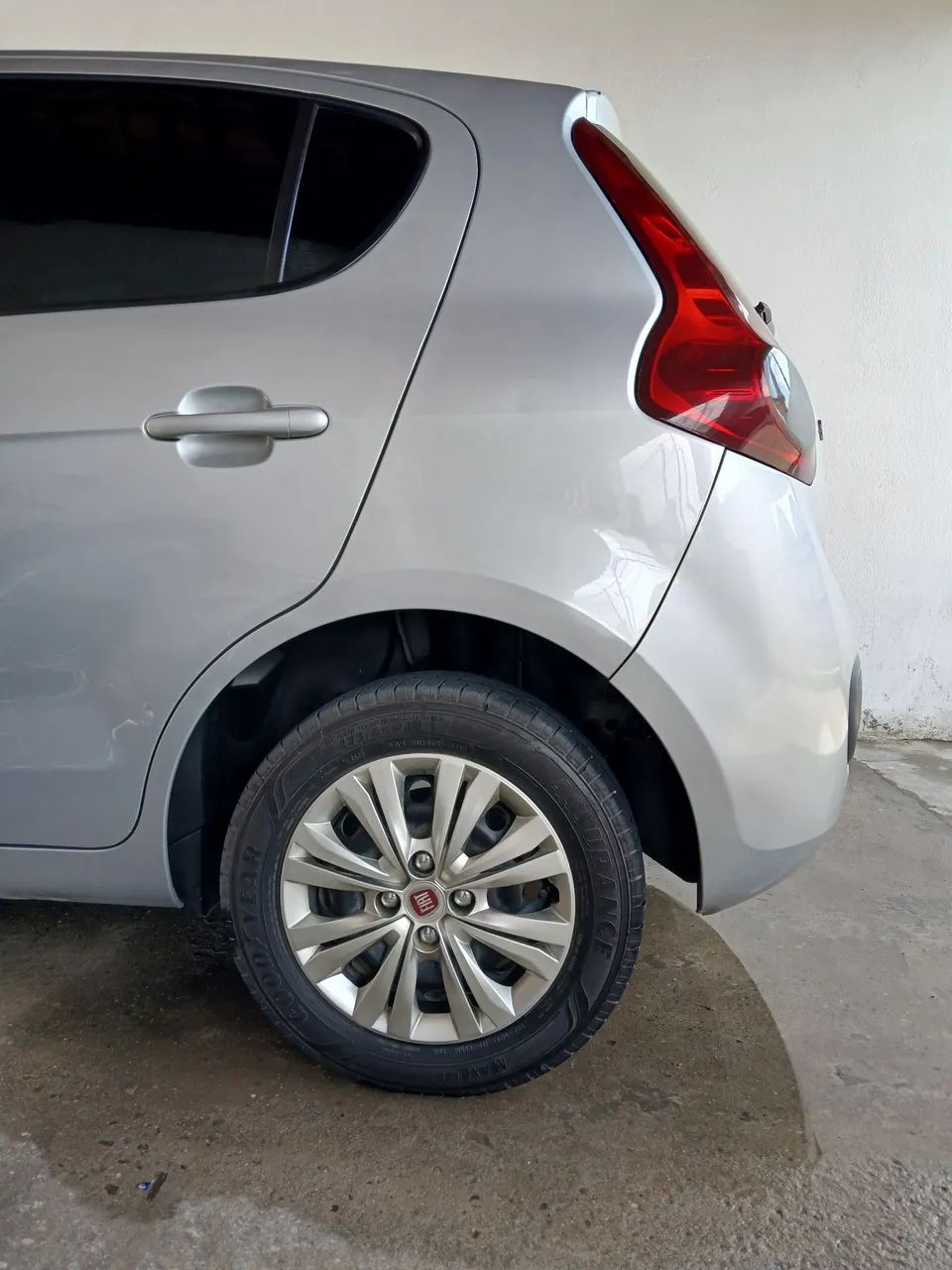 Fiat Palio Palio ATTRACTIVE 1.0 EVO Fire Flex 8v 5p 2013