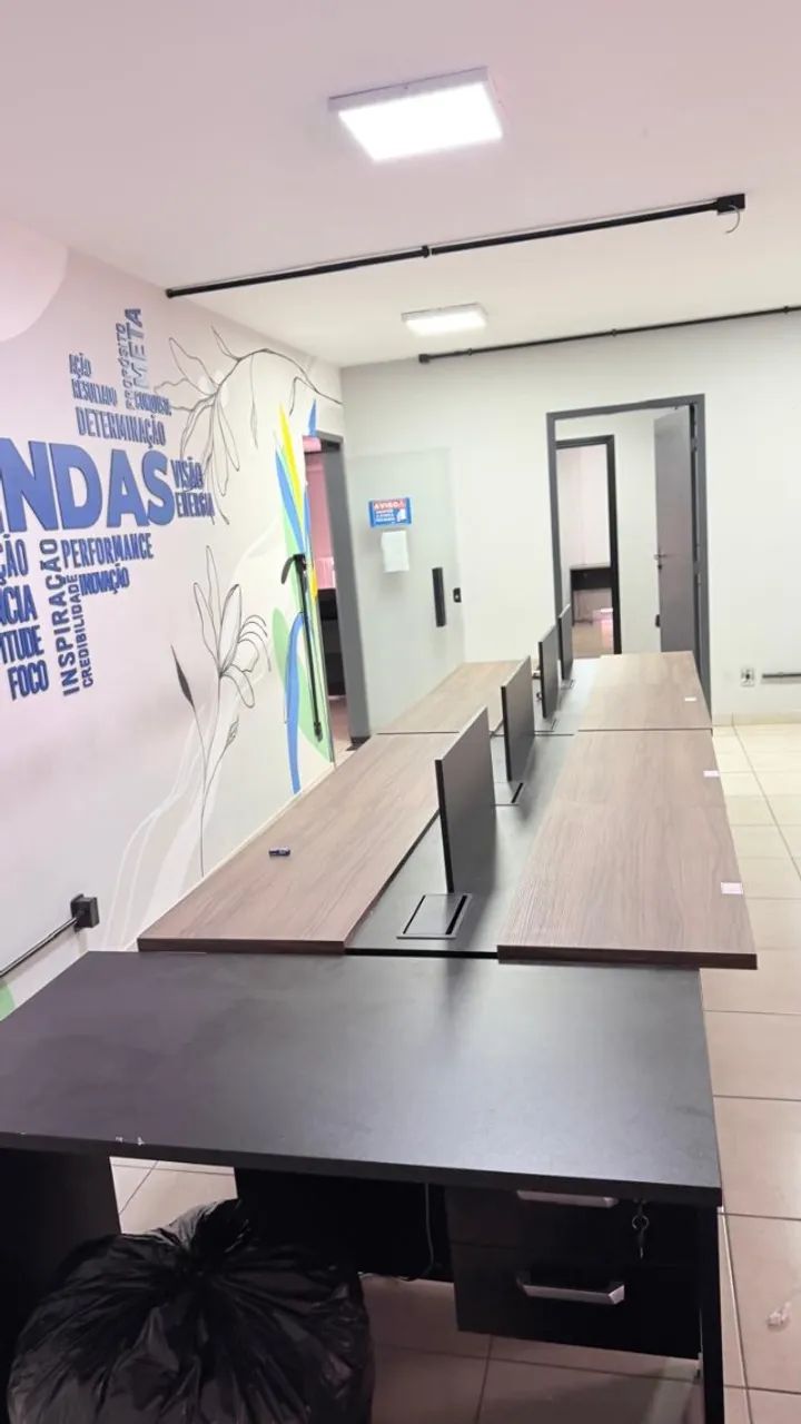 Mesa longa para escritório - Foto 3
