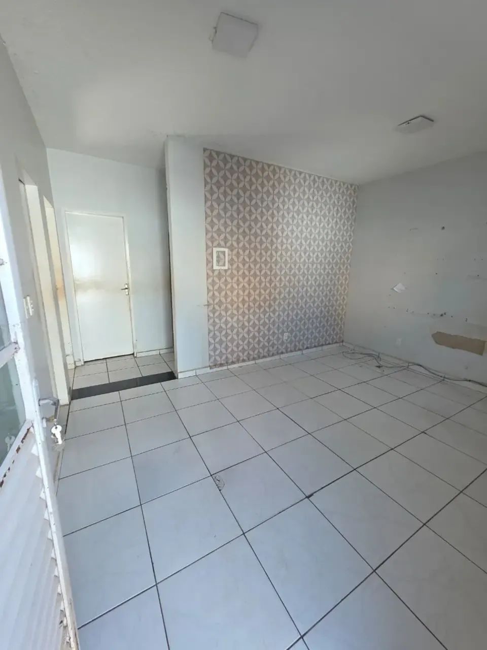 ALUGA-SE CASA TERREA - Foto 2