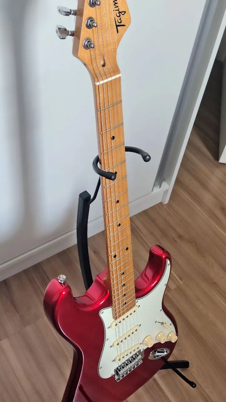 Guitarra Stratocaster Nova + Capa - Foto 3