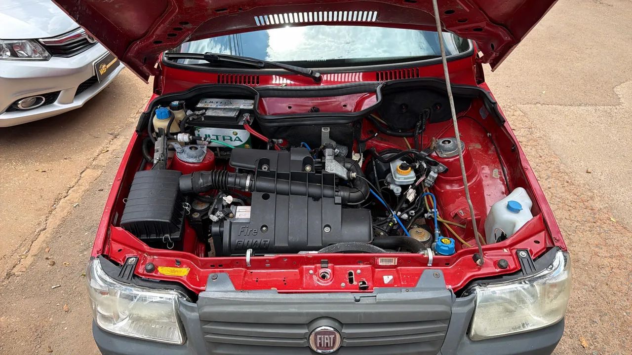 Fiat Uno Uno Mille Celeb. WAY ECON. 1.0 F.Flex 4p 2011