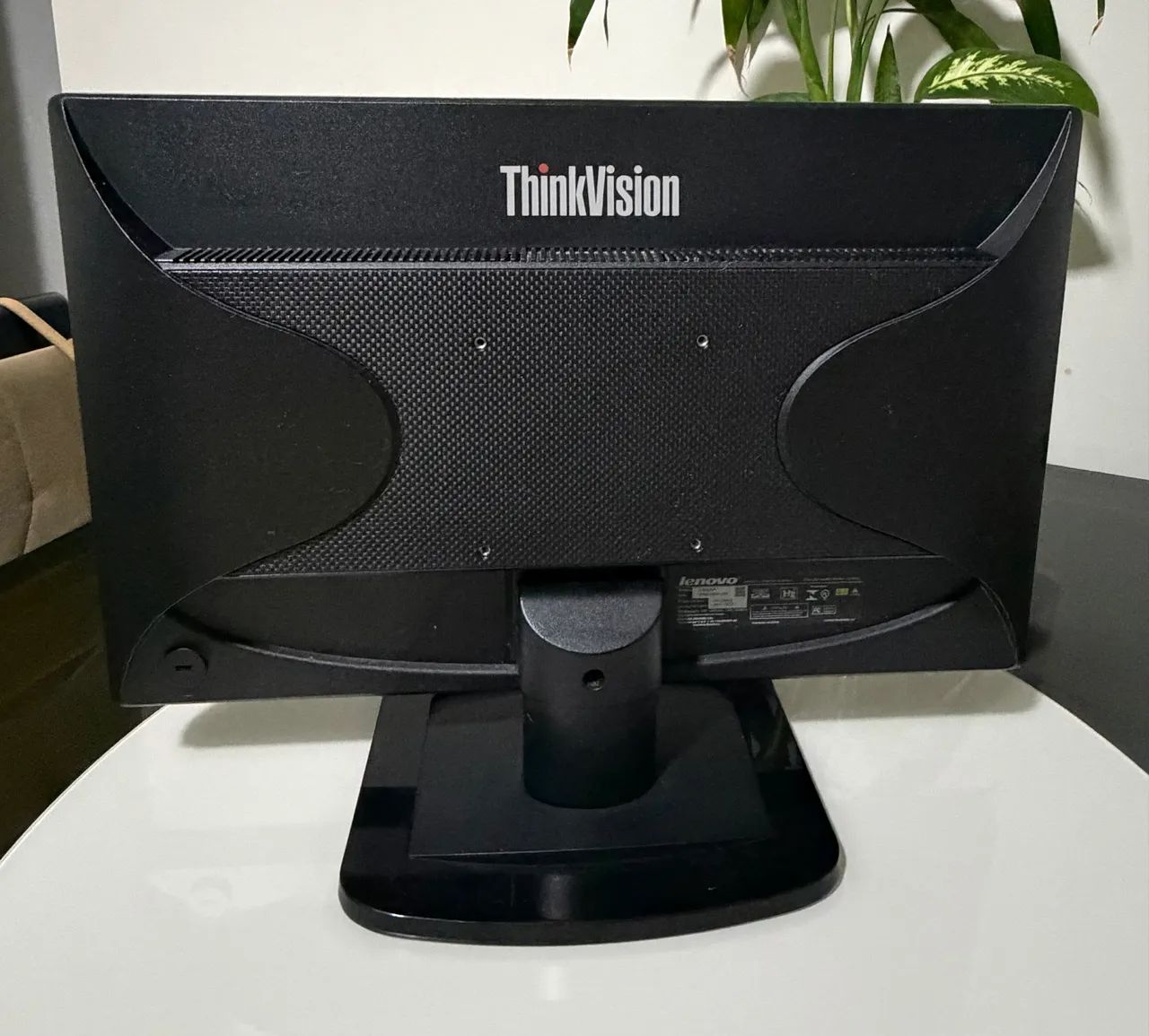MONITOR LENOVO THINKVISION - Foto 2