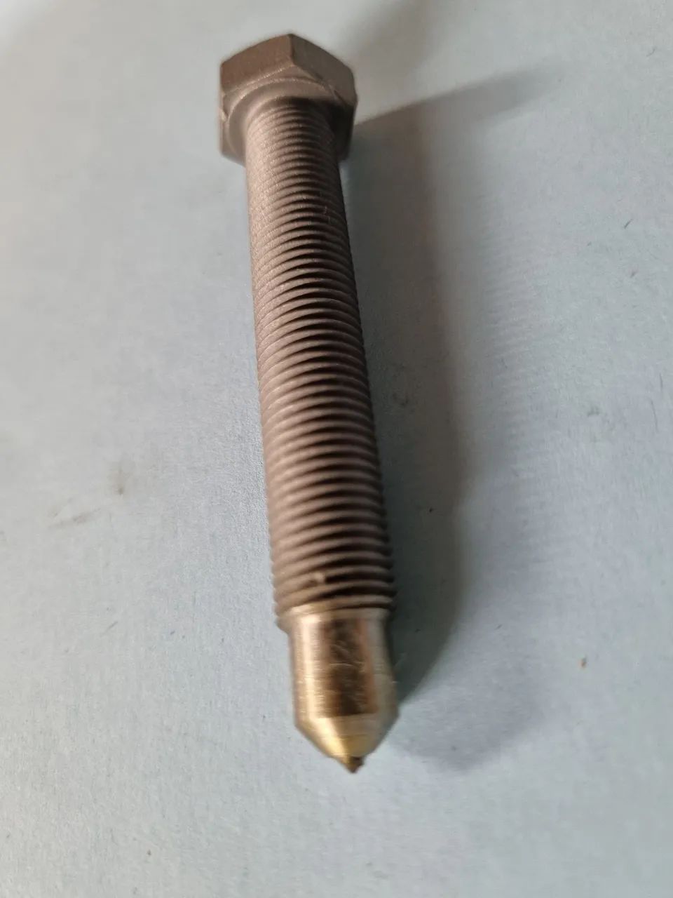 Parafuso diamantado