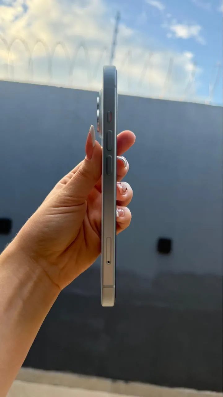 Iphone 15 128Gb com caixa e nota, está novo