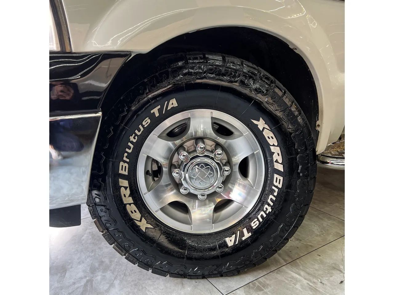 Ford F-250 XL 4.2 Turbo Diesel, foto 17 de 19