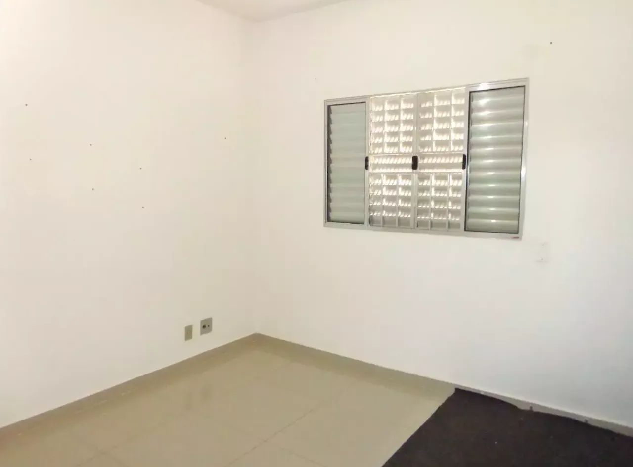 Casa 4 Quartos 320 m²  Bairro Parque Residencial Anavec - Foto 5