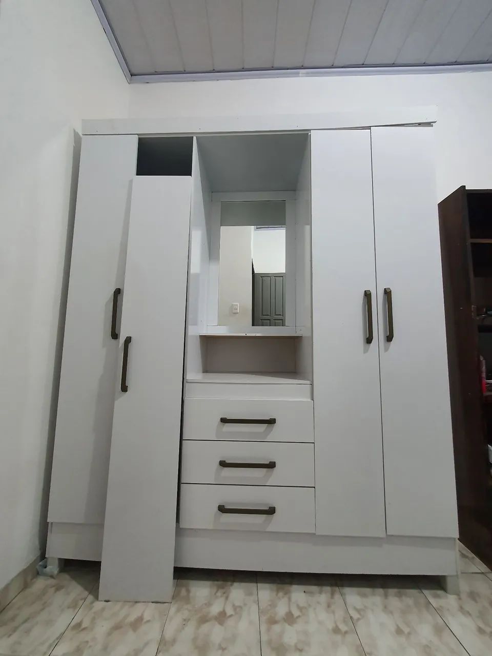 Guarda roupa