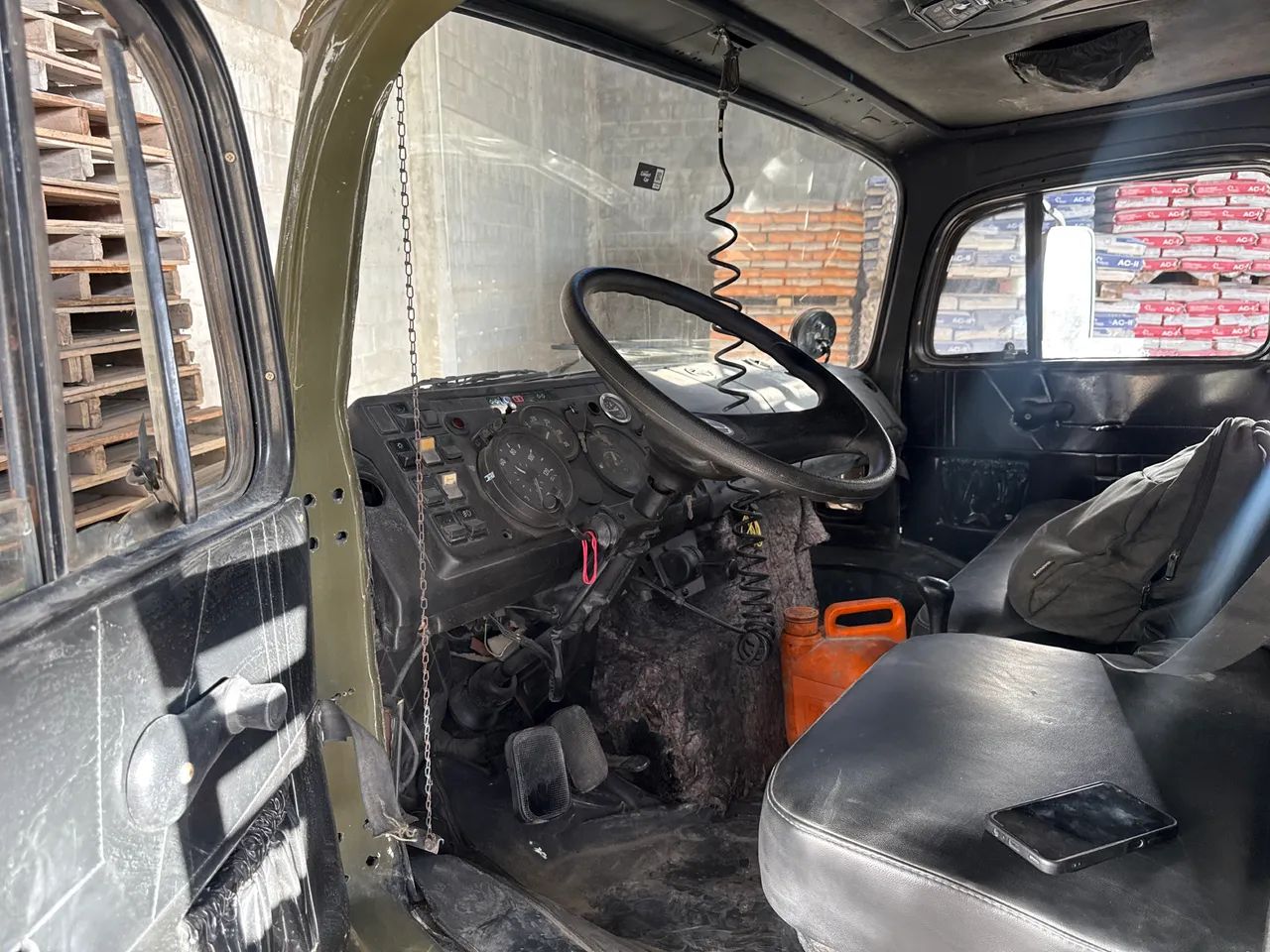 Mercedes 1318 - Foto 5
