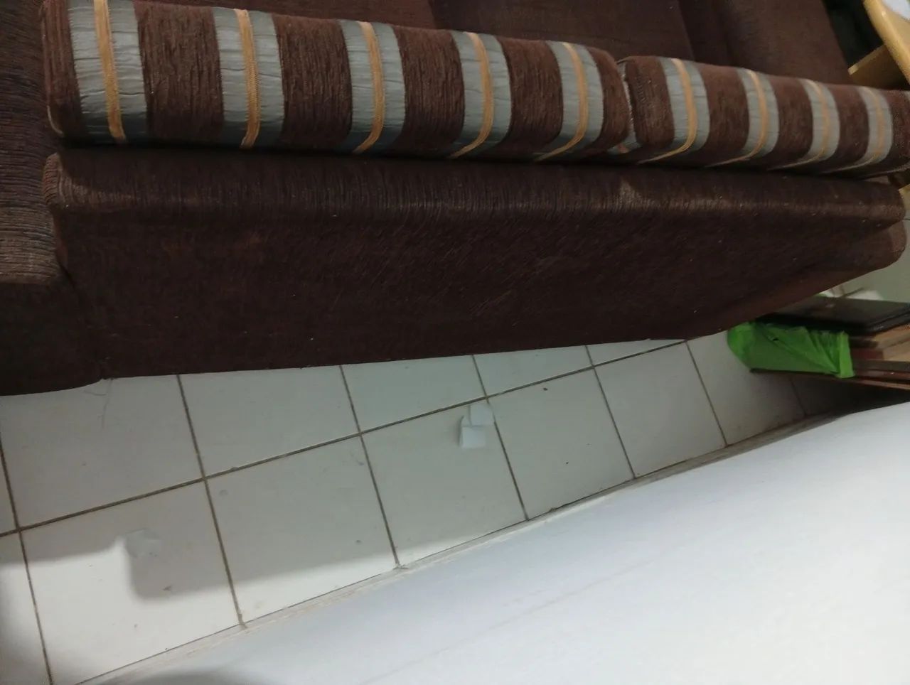 Sofá de dois lugares em ótimo estado! - Foto 3