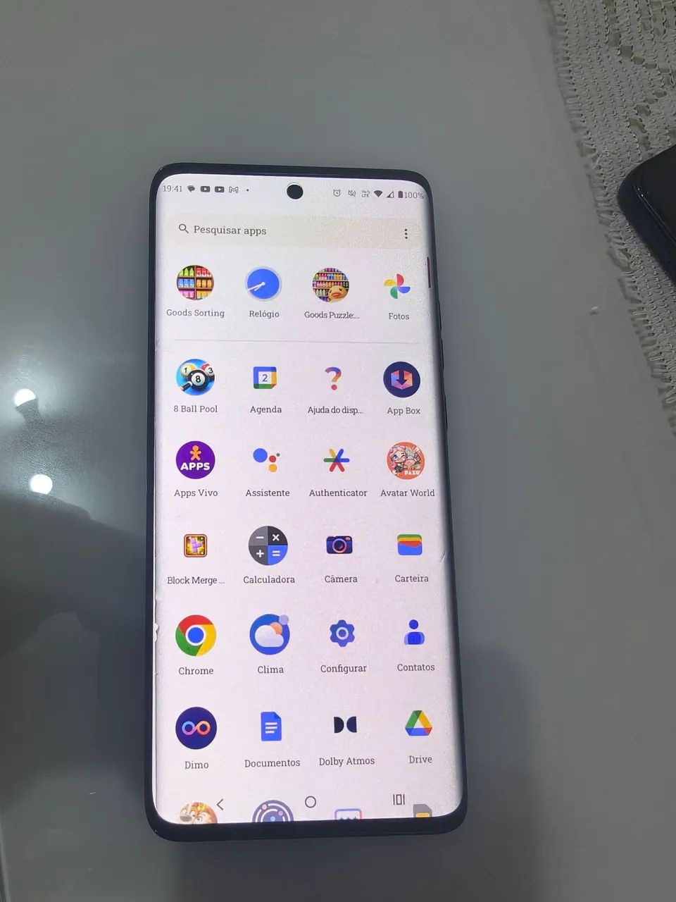 Celular semi novo