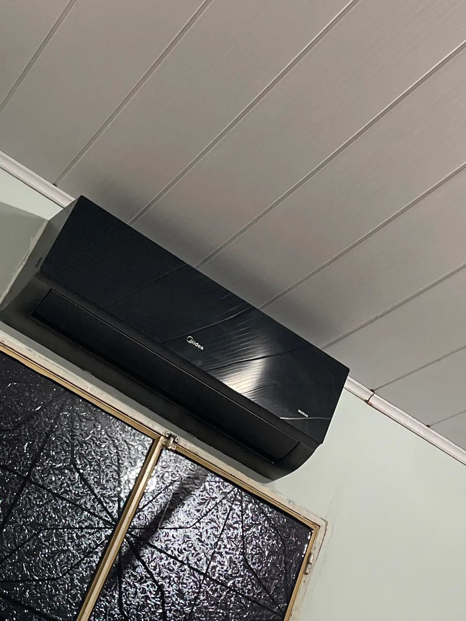 Split Midea 12.000btu 