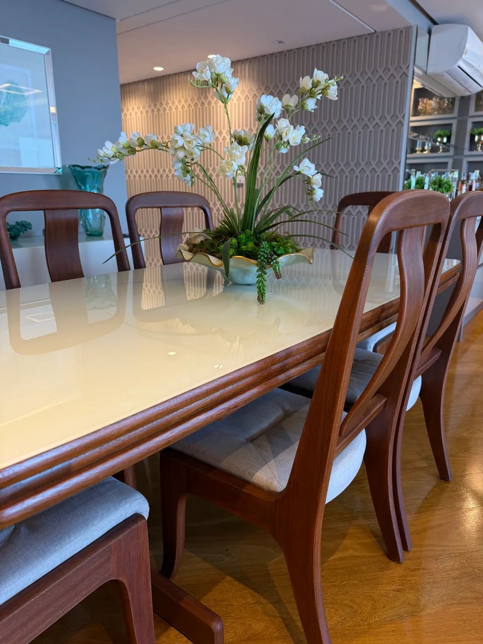 Mesa sala de jantar de vidro com 6 cadeiras de linho - Foto 2