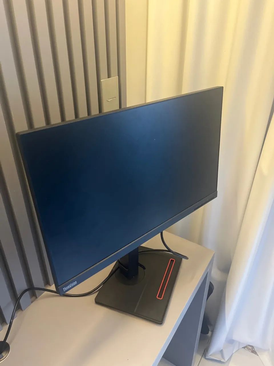 Monitor Think Vision com suporte 60hz - Foto 2