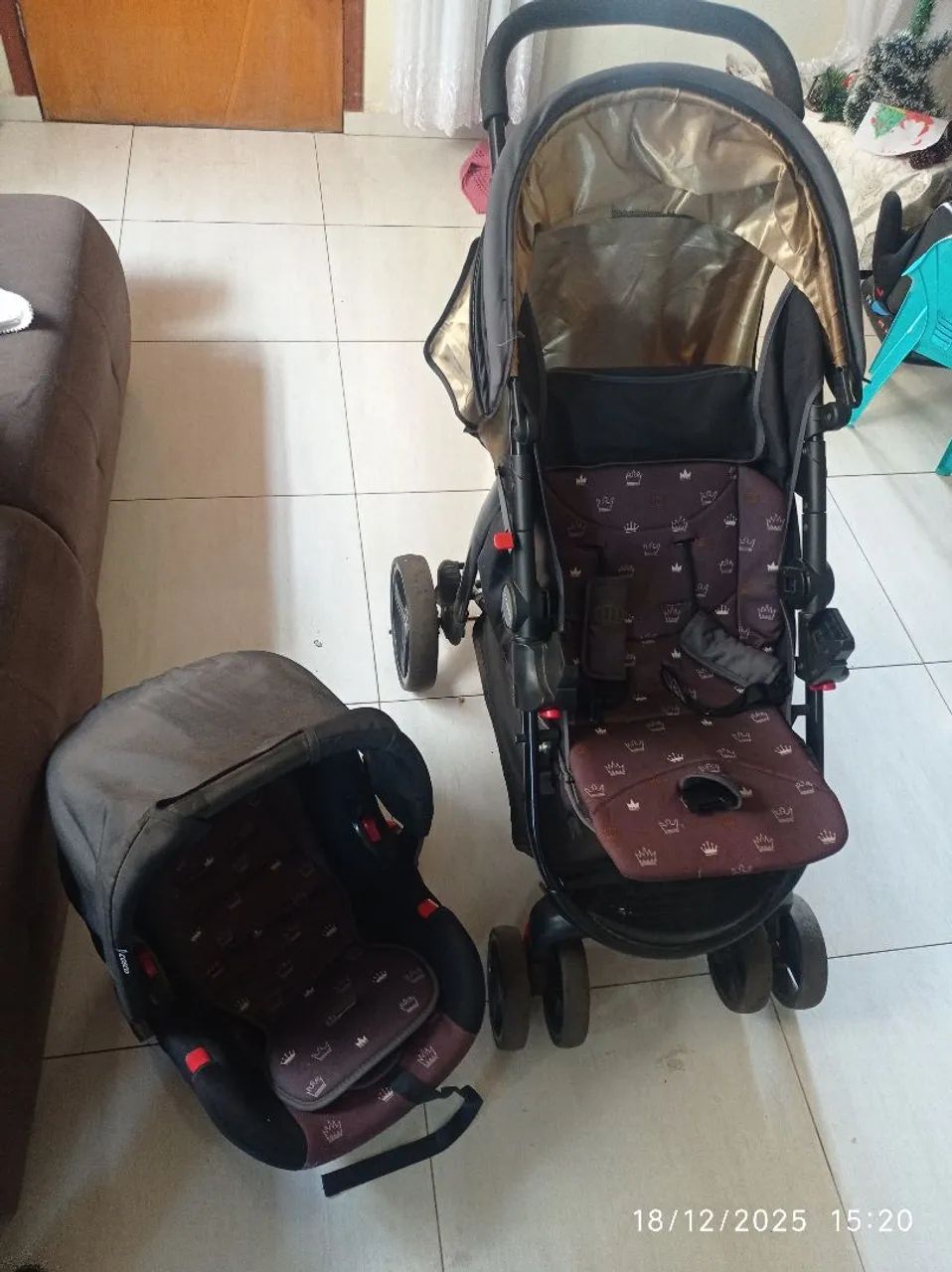 Carrinho de bebê Cosco + bebê conforto  - Foto 2