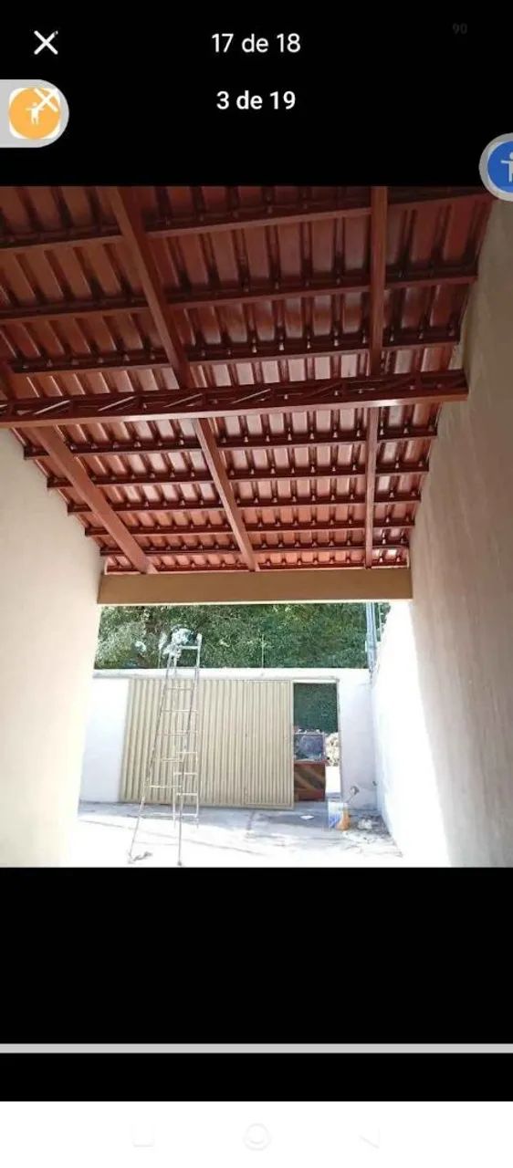 VENDO CASA e BARRACÃO MESMO LOTE 